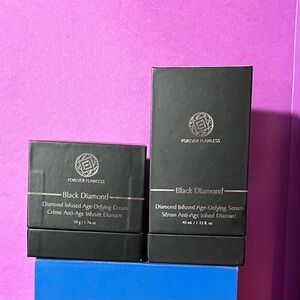 Forever Flawless Black Diamond Serum & Cream Set. Brand new, never used.